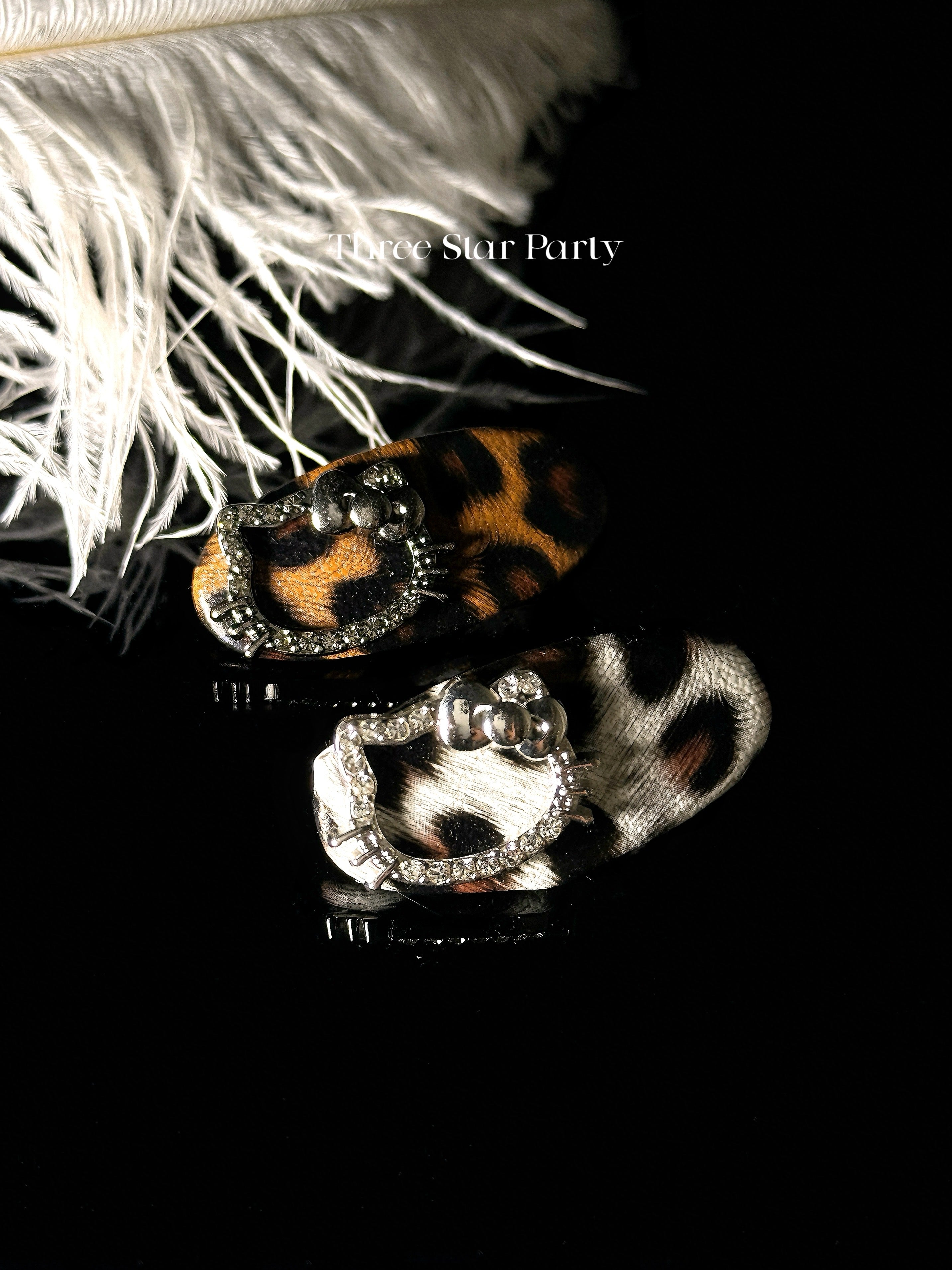 Sparkling crystal leopard print Hello kitty MiNi Hair Clips ,2 Pack