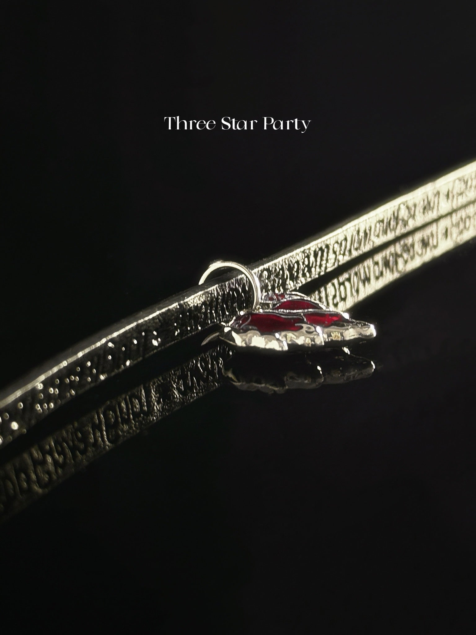 ACON Affirmation Lava Heart Choker: Positive Quotes on Leather