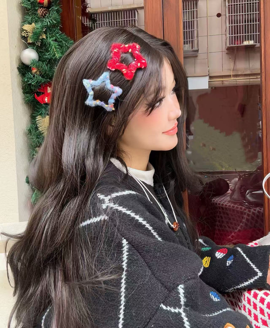 ACON Holiday Edition: Hand-Crocheted Star Hair Clip to Illuminate Your Bangs & Flyaways